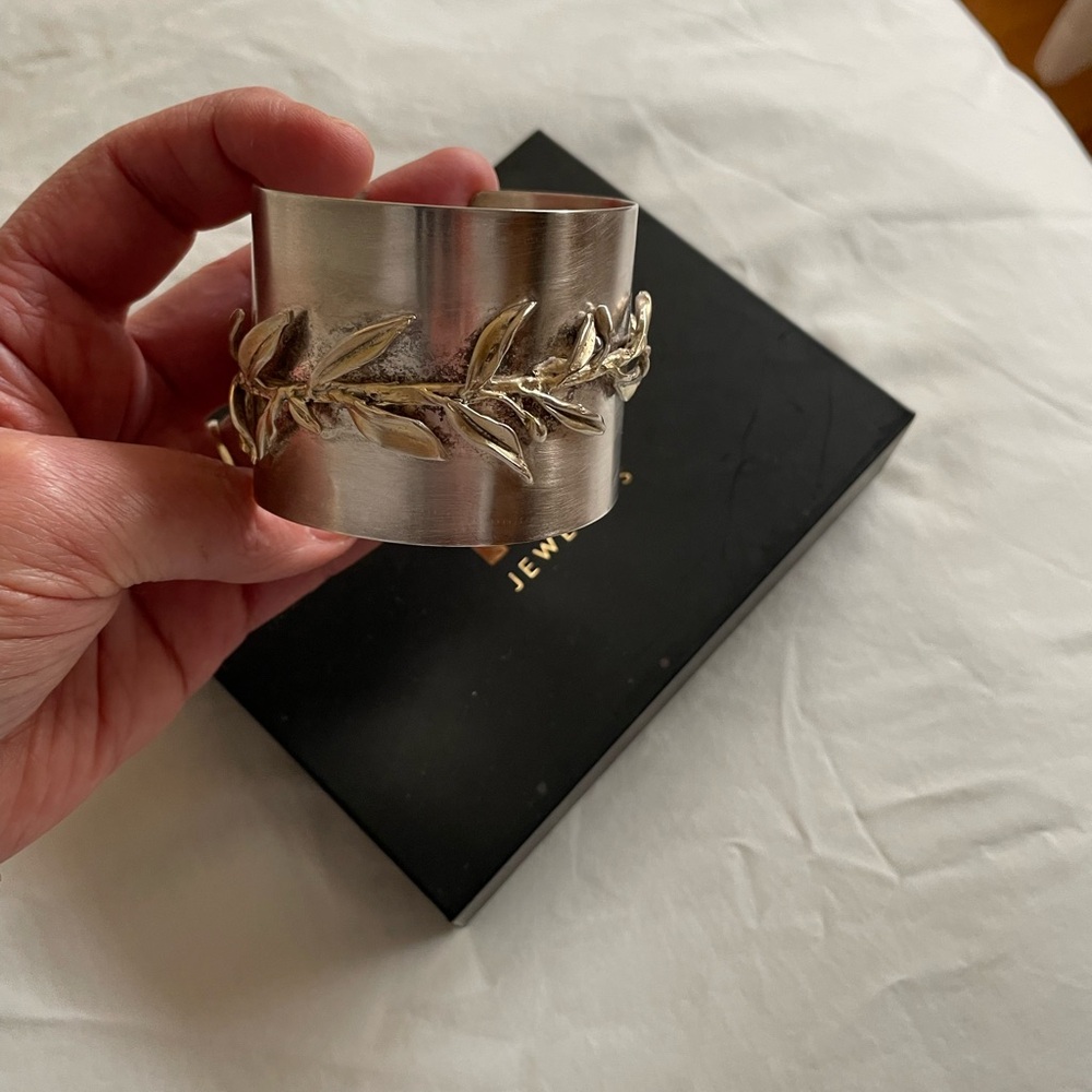 Stylish Silver/ gold Cuff with Gold Leaf Accent Greece - Picture 2 of 5